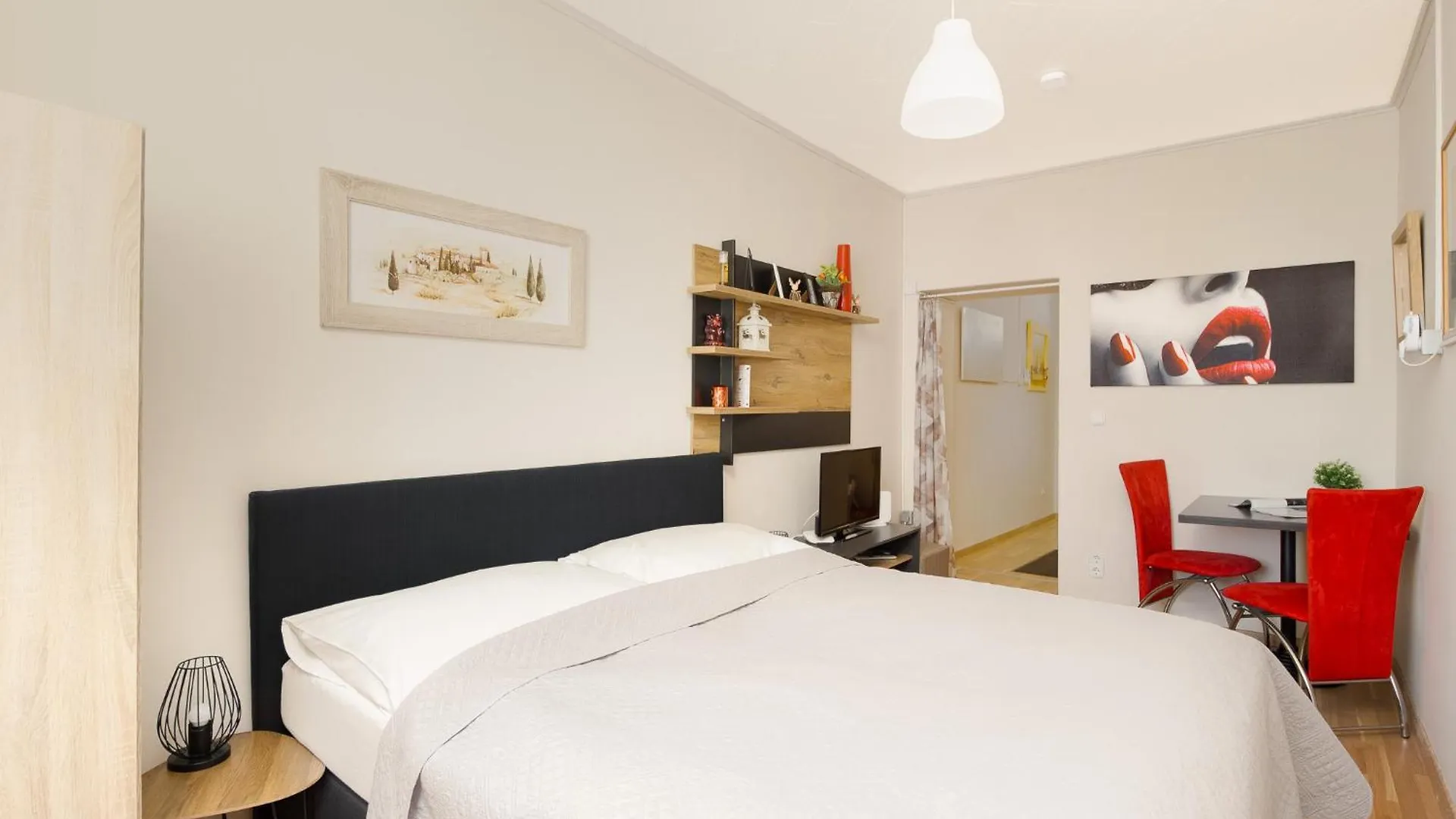 Apartment Johannitergasse contacts
